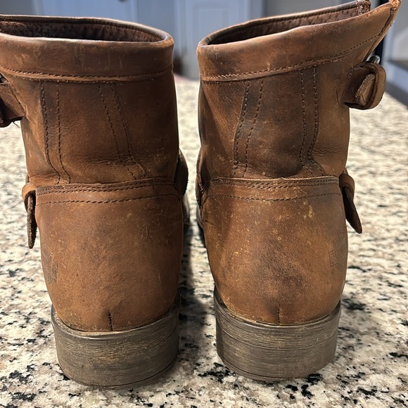 Harley-Davidson® Women's Allerton 5.25-In. Leather Motorcycle Boots D84263 - Picture 5 of 8